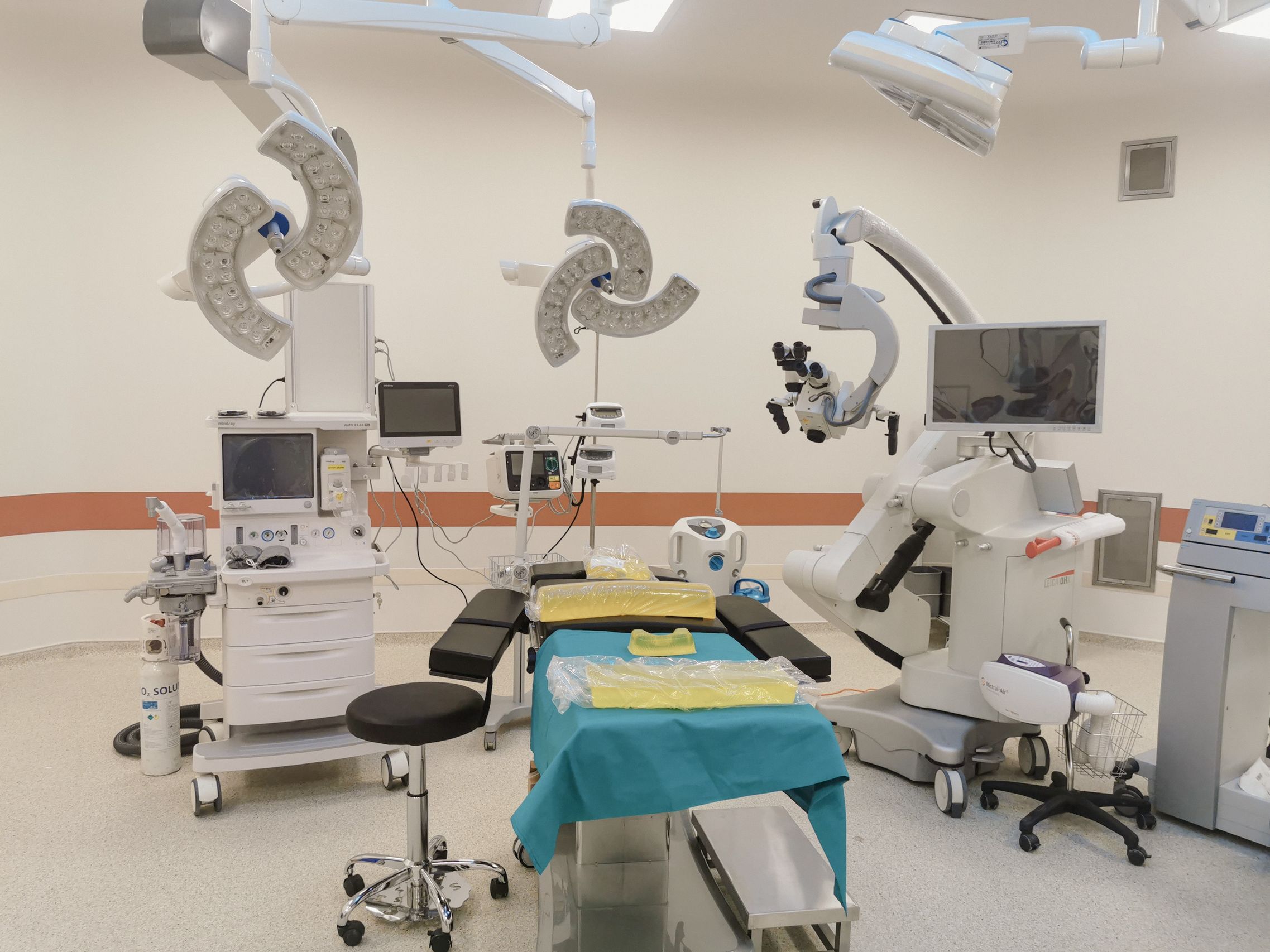 Surgical table and monitors
